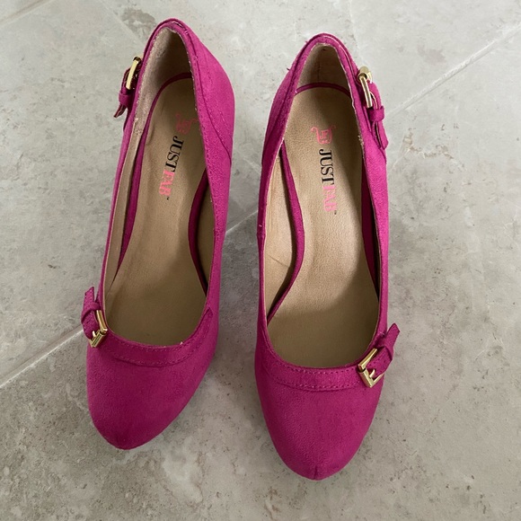 Just Fab pink suede heel. Size 6.5. - Picture 6 of 6